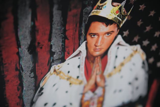 Elvis by Dirty Hans