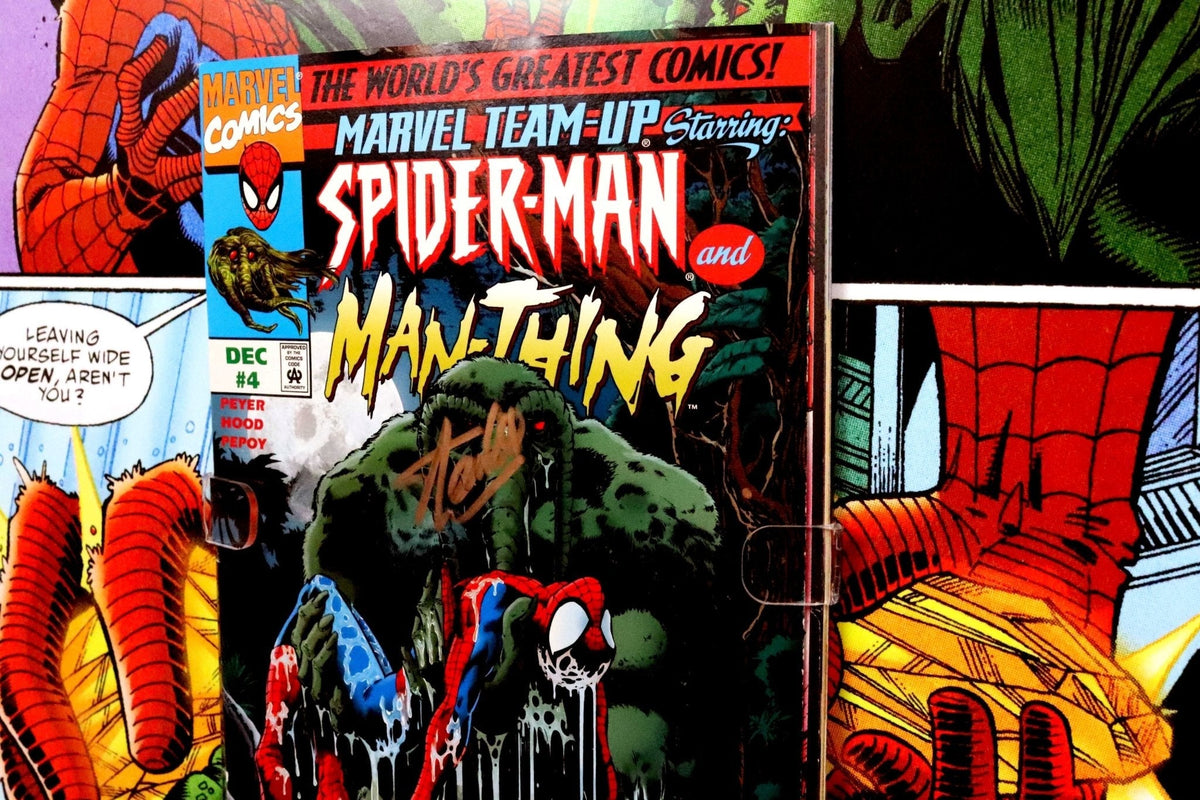 Spiderman Comic Signed by Stan Lee Framed Display 
